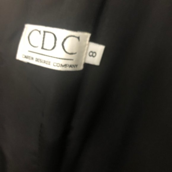 VINTAGE CDC BLACK SHIFT DRESS W/ FLORAL EMBROIDERY - Picture 4 of 4